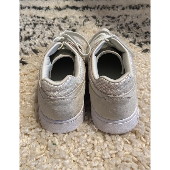 Reebok Club C metallic mint sneakers - Picture 4 of 4